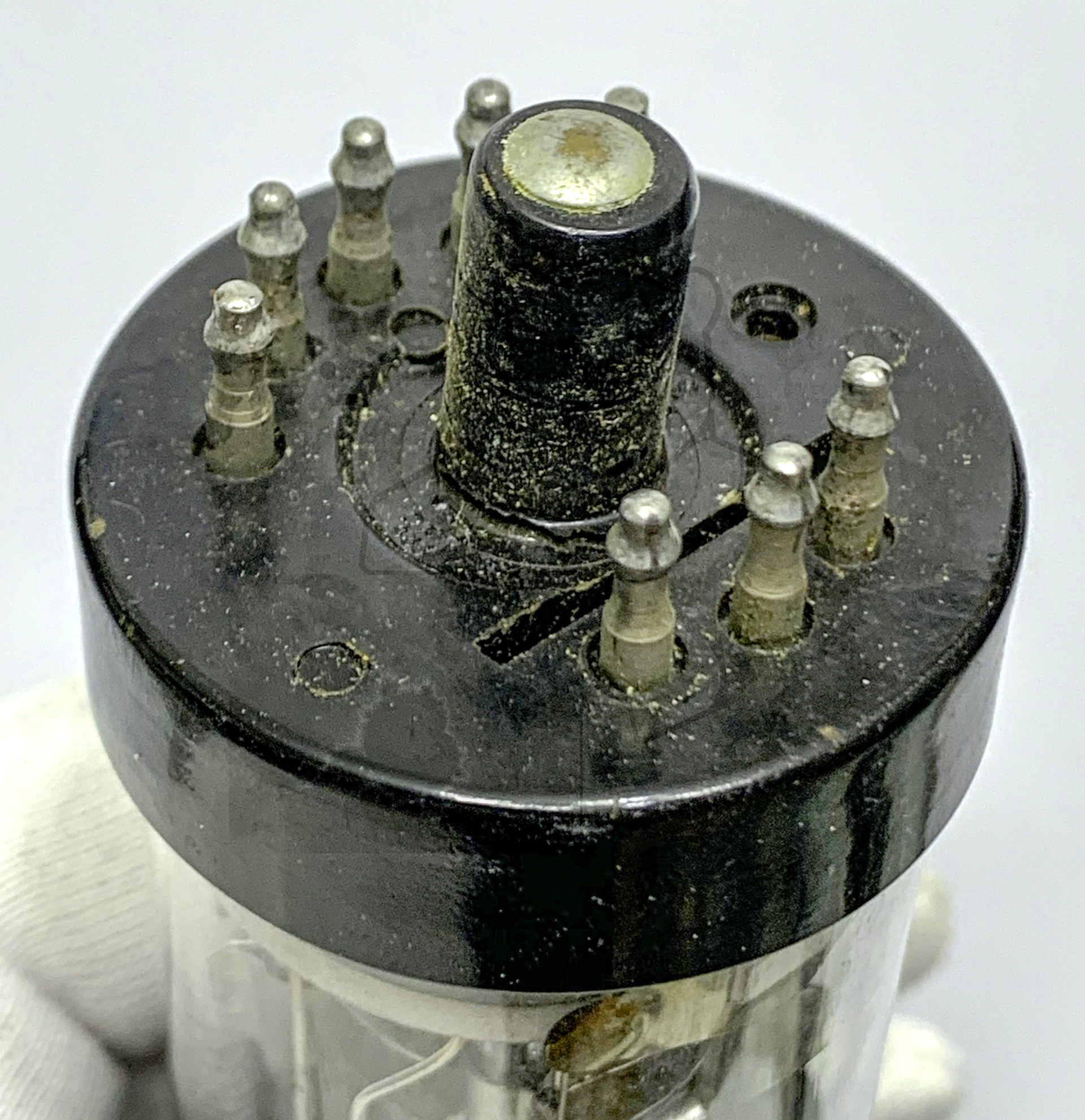 Röhren mit: Stahlröhre, 8pol. mit Mittelkontakt